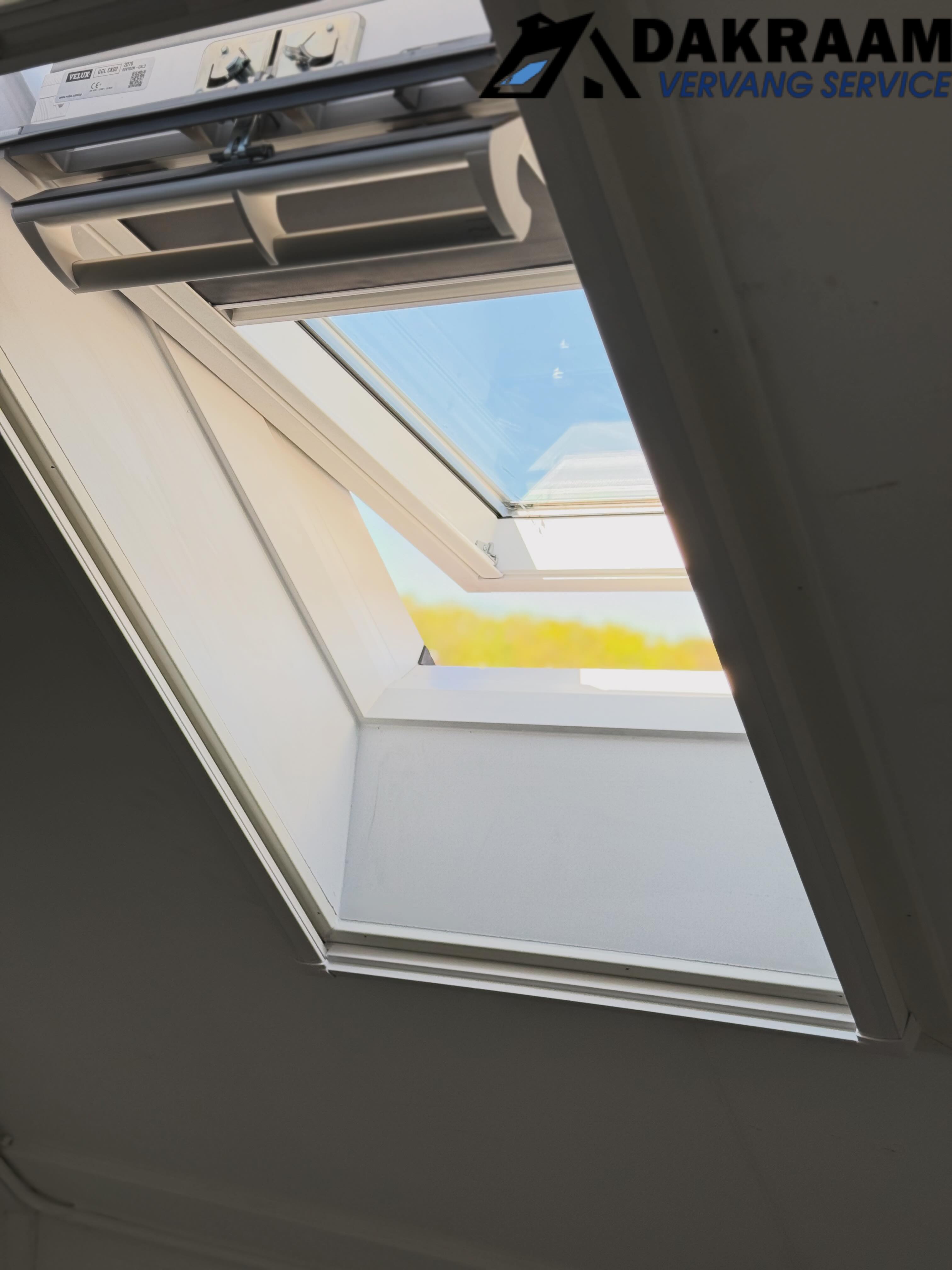 Voor iedere ruimte is er een passende daglichtoplossing ✨

Met een VELUX dakraam breng je meer daglicht, ruimte en comfort in huis — van zolder tot badkamer en van slaapkamer tot thuiskantoor.

Wij denken graag met je mee over de beste oplossing voor jouw woning. Plan vrijblijvend een inmeetafspraak in óf kom langs in onze showroom in Leiderdorp en ontdek wat er mogelijk is ☀️

#velux #dakraam #daglicht #wooninspiratie #verbouwen